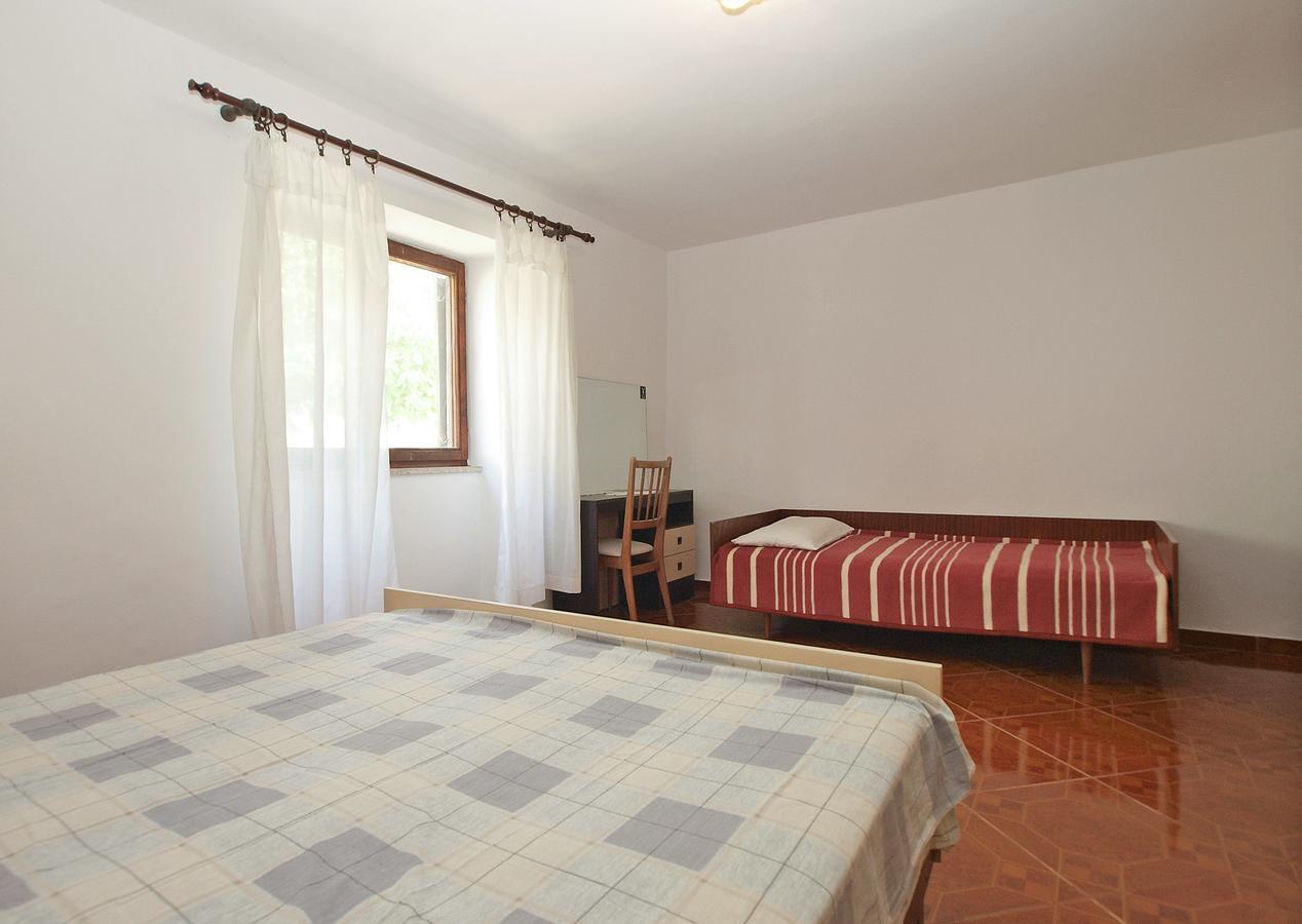 Apartments Luciano 1728 Premantura Extérieur photo