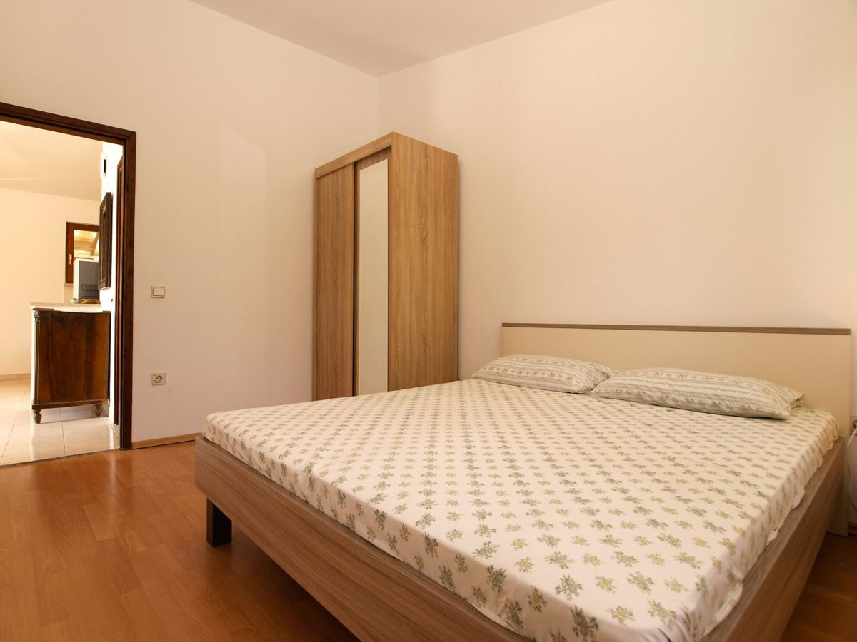Apartments Luciano 1728 Premantura Extérieur photo