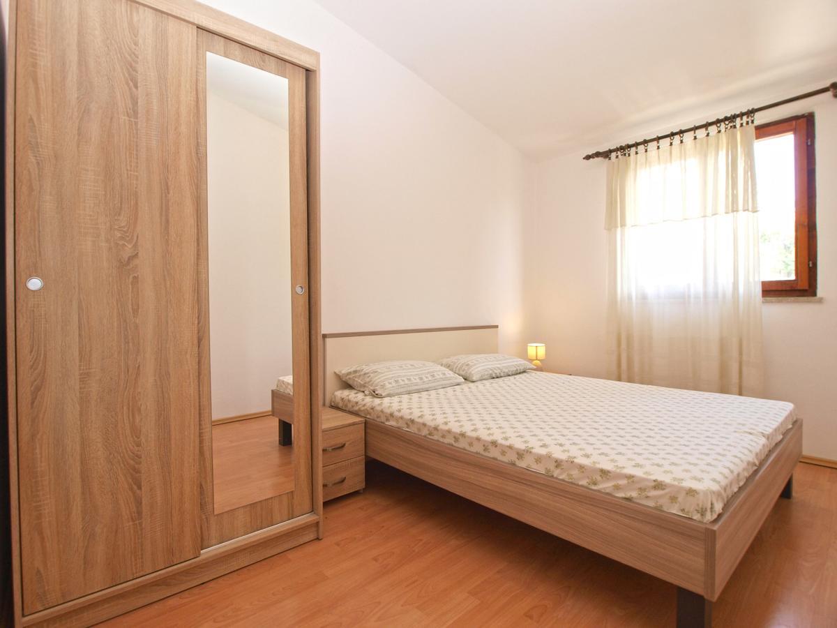 Apartments Luciano 1728 Premantura Extérieur photo